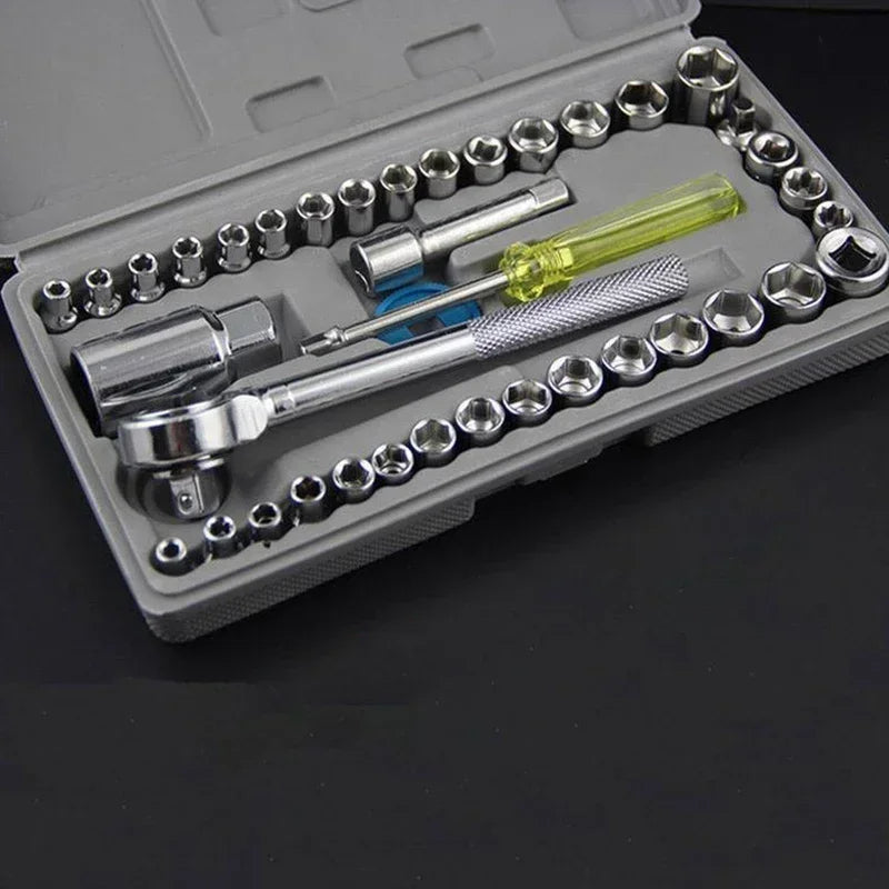 AIWA 40-piece Socket Wrench Tool Kit With Screwdrivers And Socket Set – Durable Hand Tool Set For Home, Auto Repair, And Mechanical Use – Compact Storage Case Included